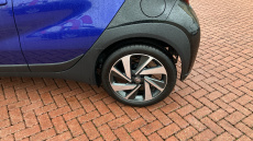 Toyota Aygo X 1.0 VVT-i Edge 5dr Petrol Hatchback